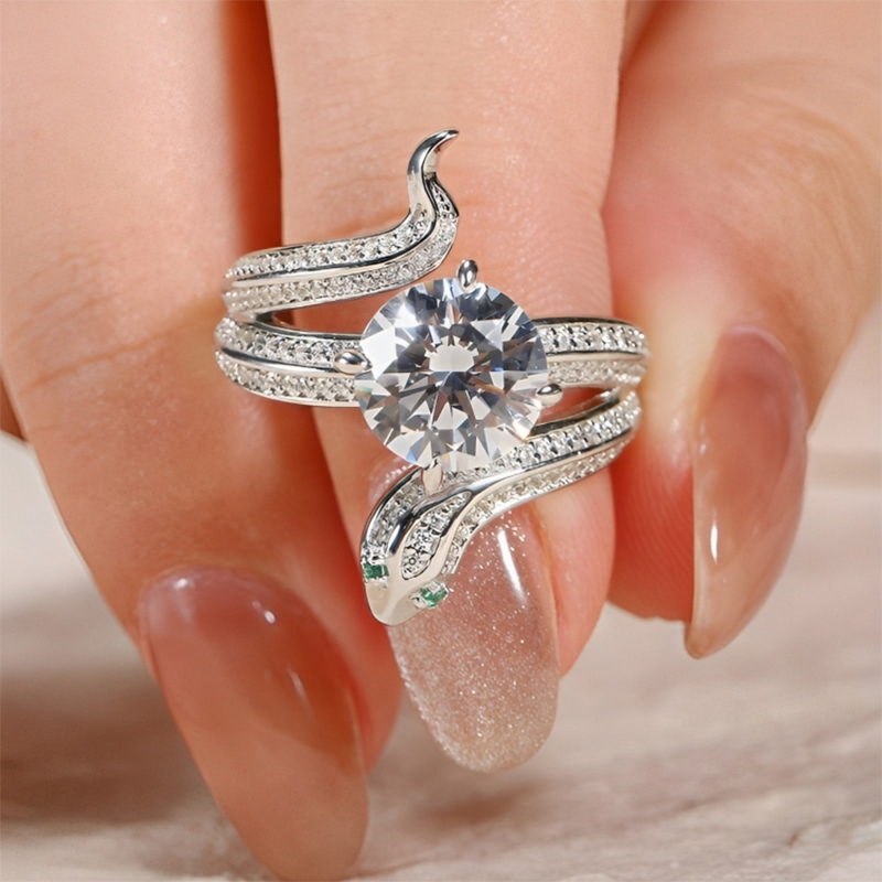 Whimsical Round Cut Snake Sterling Silver Ring With Street Luxury Shine
