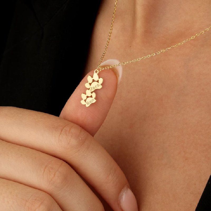 Custom Dog Paw Name Necklace Bold Statement Style With Street Luxury - Image 5