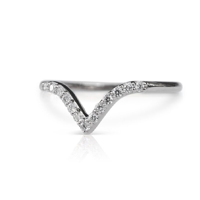 0.065ct V-shape Round Cut Vvs Moissanite S925 Silver Wedding Band Iced Out - Image 5