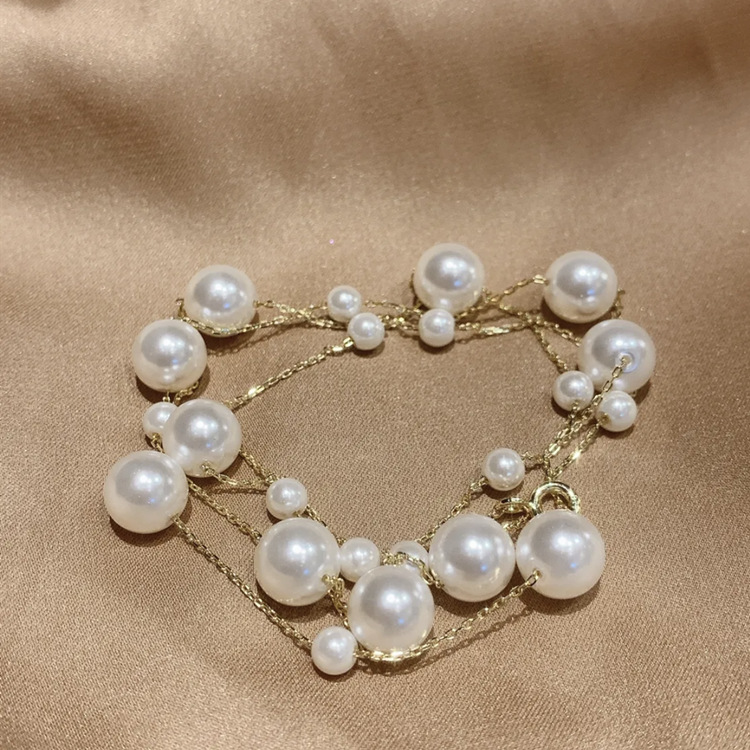 Baroque Style Pearl Necklace In 18k Gold With Street Luxury Shine - Image 6