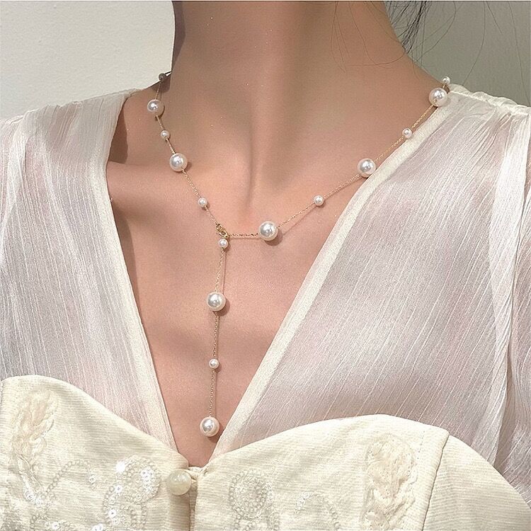 Baroque Style Pearl Necklace In 18k Gold With Street Luxury Shine - Image 7