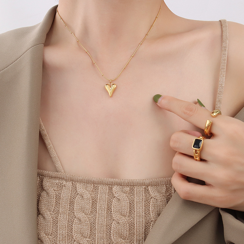 Mini Heart Charm Clavicle Necklace Pendant With Street Luxury Shine - Image 4