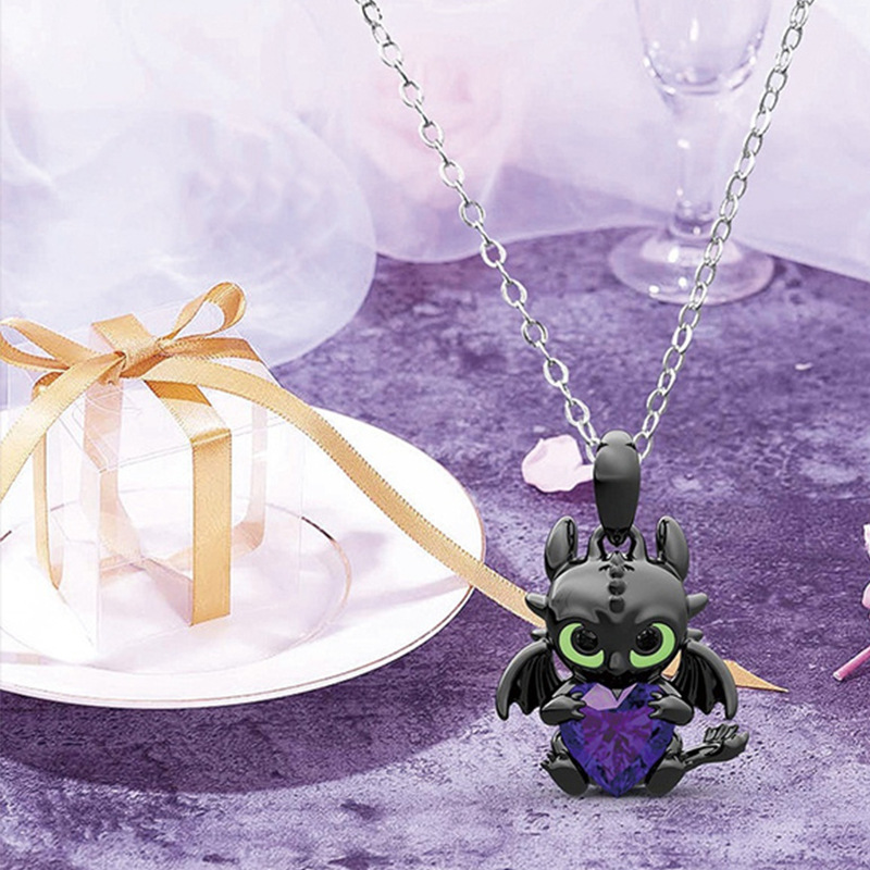 Dragon Crystal Heart Necklace Bold Statement Style With Street Luxury - Image 8