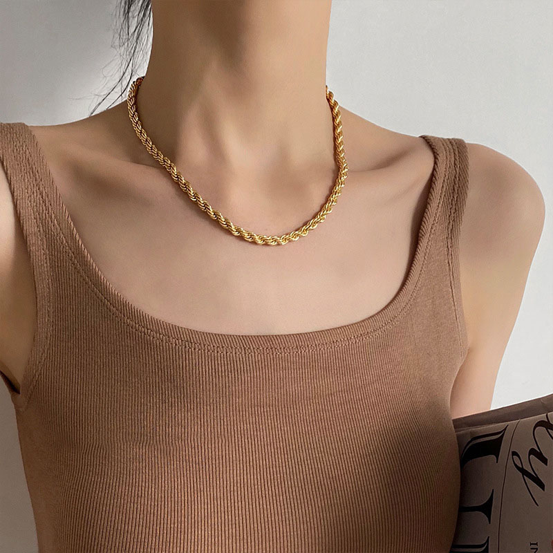 Chunky Rope Chain Bold Statement Style With Street Luxury - Image 3