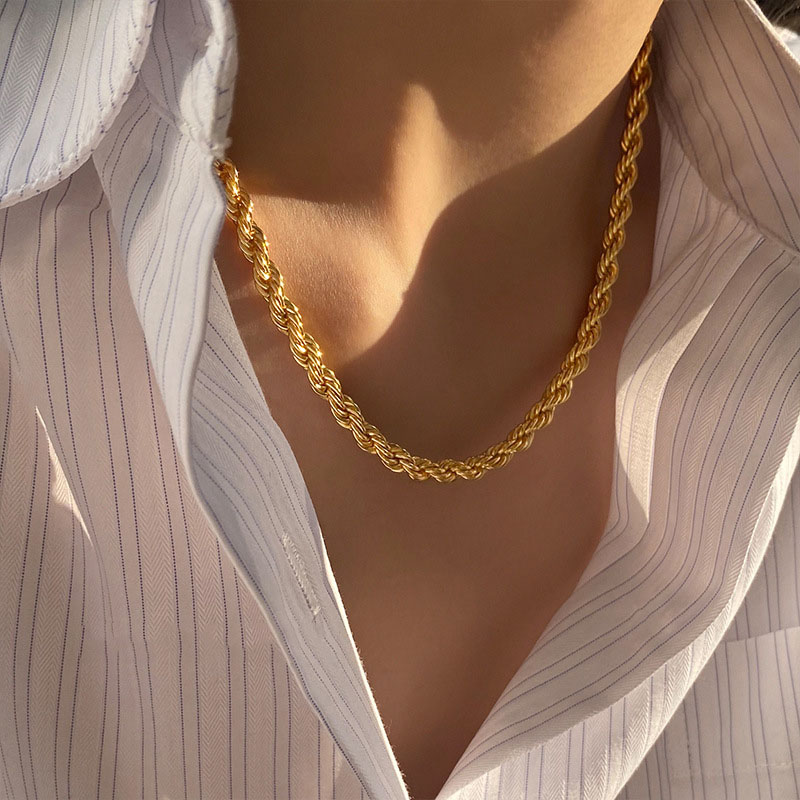 Chunky Rope Chain Bold Statement Style With Street Luxury - Image 6