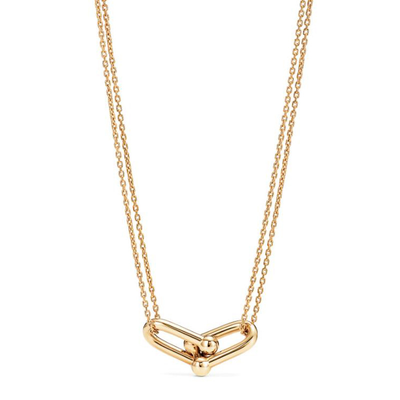 U-shaped Horseshoe Buckle Necklace Bold Statement Style With Street Luxury