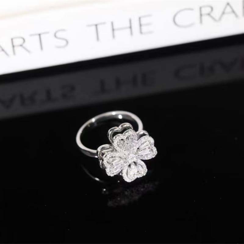 Four Leaf Clover Rotatable Anti-stress Fidget Spinner Open Ring Gold - Image 5