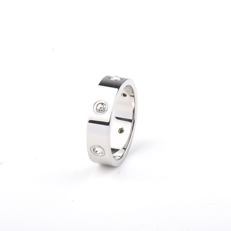 Classic Love Ring Bold Statement Style With Street Luxury - Image 3