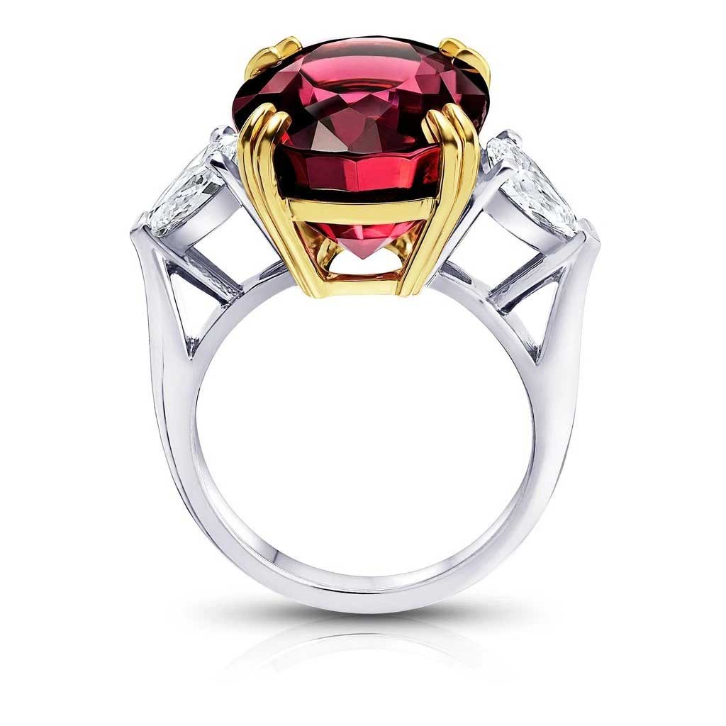 4.25 Ct Ruby Oval Cut 3-stone Ring In White Gold With Street Luxury Shine - Image 4