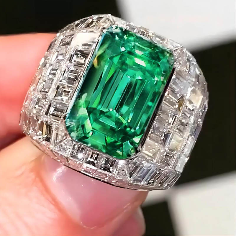 4.5 Ct Emerald & Baguette Cut Ring Bold Statement Style With Street Luxury - Image 7